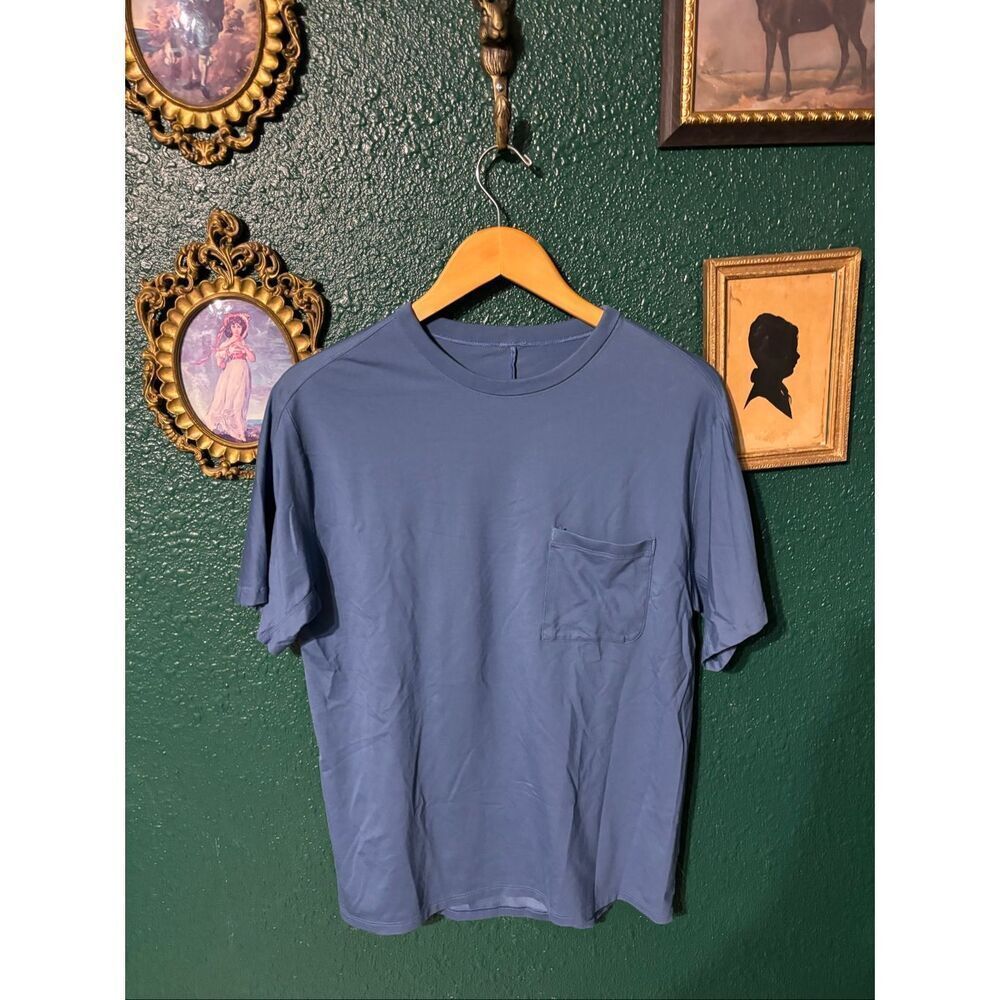 Mens Blue Lululemon Short Sleeve Shirt Size Small